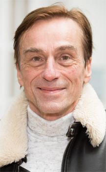 André Hennicke